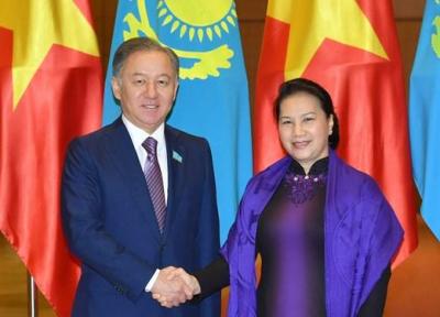 توافق قزاقستان و ویتنام در زمینه توسعه همکاری پارلمانی