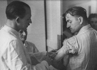 وقتی تیفوس اپیدمیک جان 8 هزار نفر را نجات داد! ، روش جالب پزشکان لهستانی برای فریب آلمان ها! (