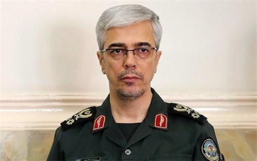 سرلشکر باقری به لاریجانی تبریک گفت سرلشکر باقری به لاریجانی تبریک گفت