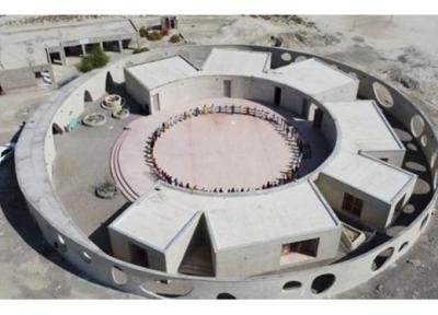 رتبه نخست جایزه معمار 1400 به طرح مدرسه ای در سیستان و بلوچستان تعلق گرفت