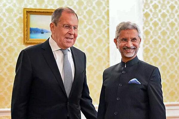 تور هند ارزان: امضای قراردادهای نظامی بین مسکو و دهلی نو