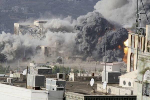 جنگنده های ائتلاف سعودی صنعا و الحدیده را بمباران کردند